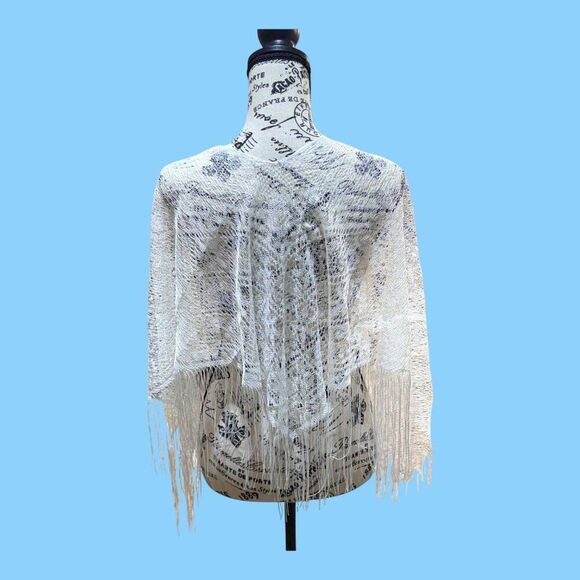Handcrafted White Crochet Lace Shawl Wrap w Fringe Cape Sweater Overlay One Size - Picture 2 of 8